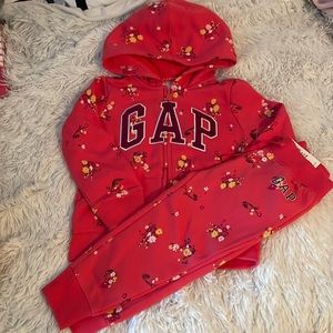 NWT Baby Gap Sweatshirt Hoodie (size 4) & Sweatpants (size 3)
